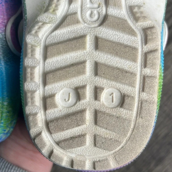 CROCS Classic Lined Spray Dye Clog J1 - Picture 5 of 5